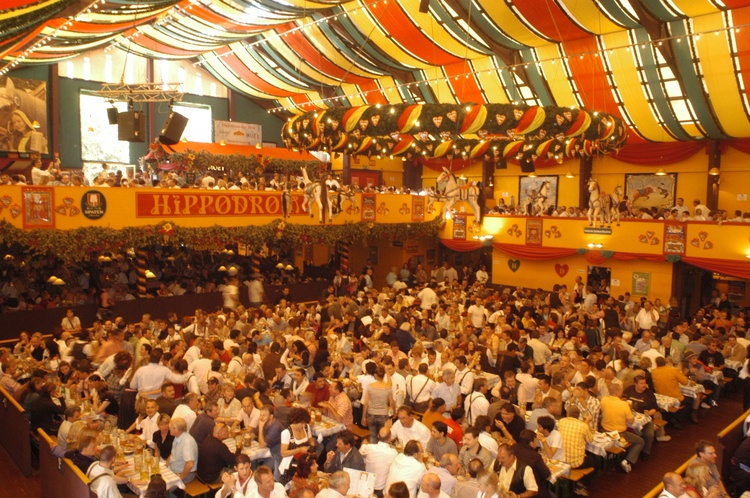 oktoberfest bierzelt