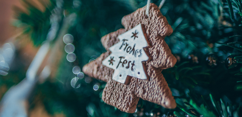 Was schreibt man auf eine Weihnachtskarte Weihnachtsbaumschmuck